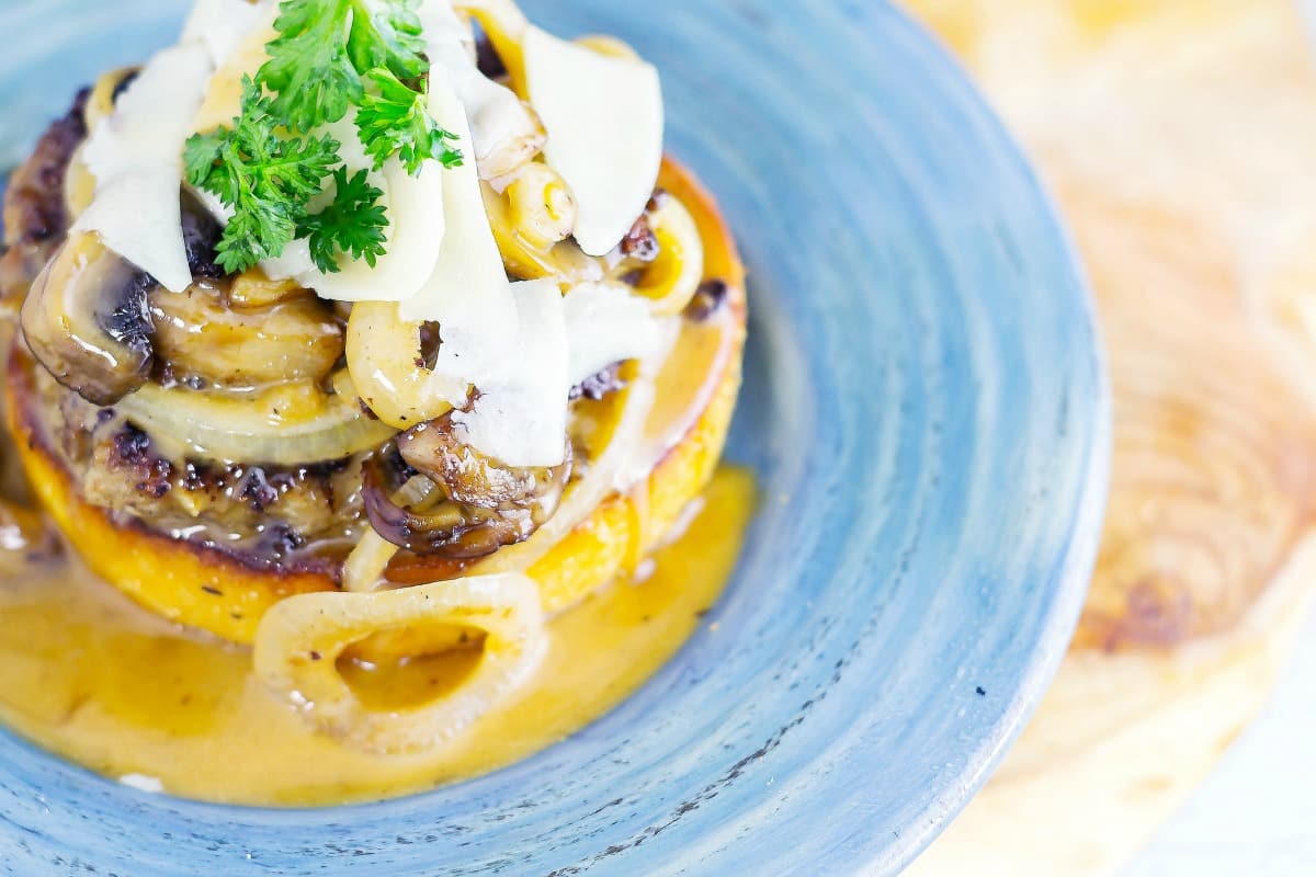 Italian Beef Patties with Balsamic Onion Mushroom Sauce on Texas Toast a savory, melt in your mouth beef patty combined with a tangy sauce that you will love.