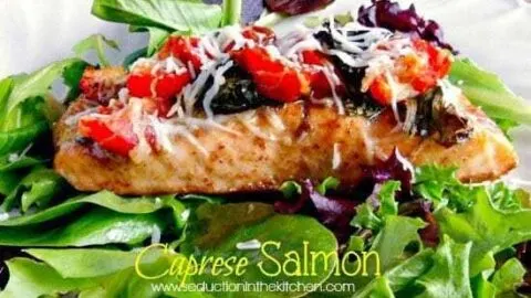 Caprese Salmon {Easy Healthy Salmon Recipe} capresesalmon