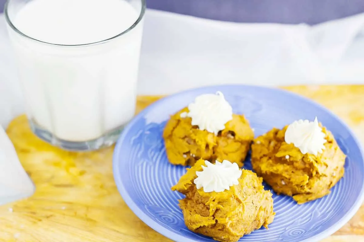 Pumpkin Spice Cookies with Vanilla Bean Frosting