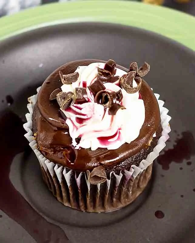 Red-Wine-Cupcake-2