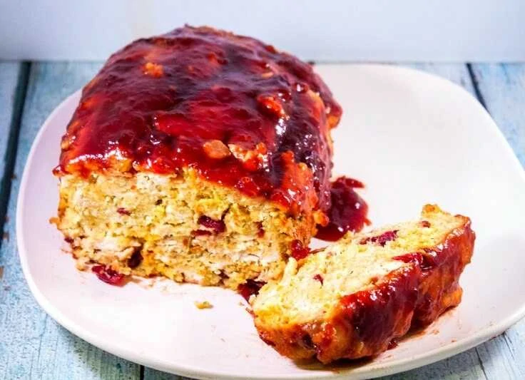 ThanksgivingMeatloafWithCranberryBalsamicGlaze