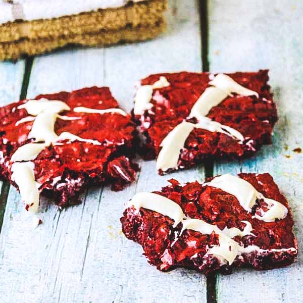 red velvet brownies