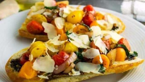 Pan Seared Bruschetta {Bruschetta From Julie & Julia} PanSearedBruschetta