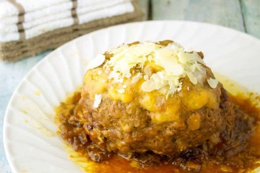 Slow Cooker French Onion Meatloaf is an easy meatloaf to make and is full of flavor that it will be your new favorite meatloaf.