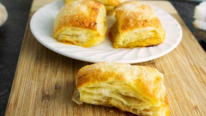 Apricot Passion Fruit Puffs