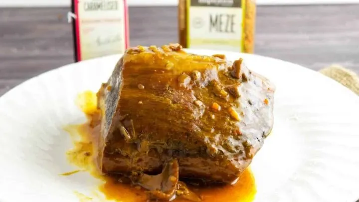 Effortless Honey Caramelized Balsamic Roast Beef {Moist Slow Cooker Roast Beef} Honey Caramelised Balsamic Roast Beef