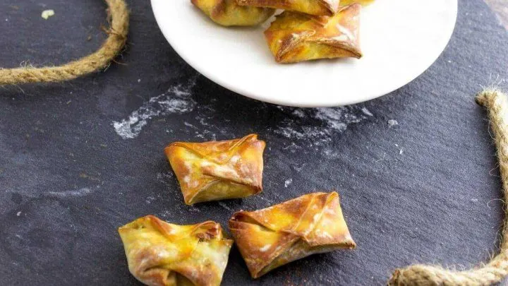 Mushroom Purses {Easy Finger Food Ideas} Mushroom Purses