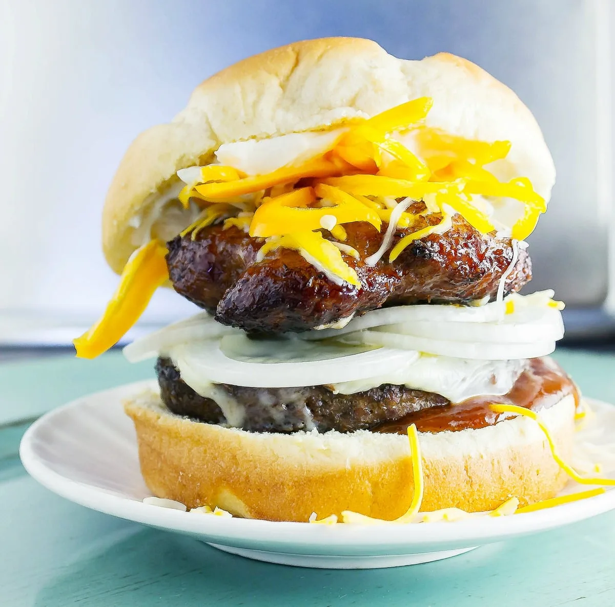 The Black and Gold Burger is a Burger loosely based on Peppi's Old Tyme Sandwich Shop in Pittsburgh famous Roethlis-burger. It is a burger for a Steeler's Fan.