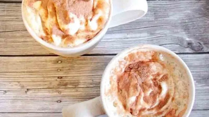 Tiramisu Latte {Tiramisu Dessert Meets Latte} Tiramisu Latte