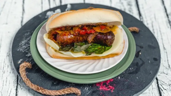 {Classic} Italian Sausage, Peppers, and Onions Sandwiches ClassicSlowCookerSausageandPepperSandwiches