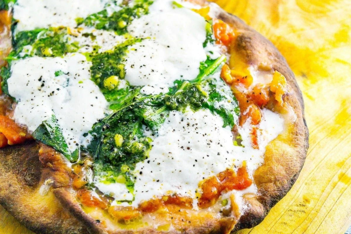 30 Minute Burrata Pizza {Easy Homemade Pizza Recipe} 30 Minute Homemade Burrata Pizza