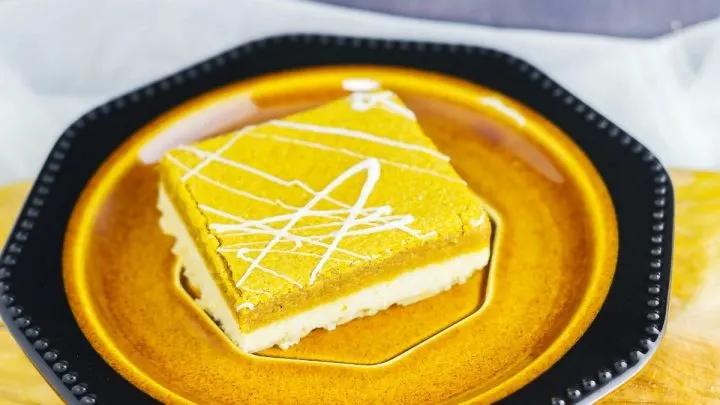 Pumpkin Crunch Bars {Easy Pumpkin Dessert Recipe} Pumpkin Crunch Bars