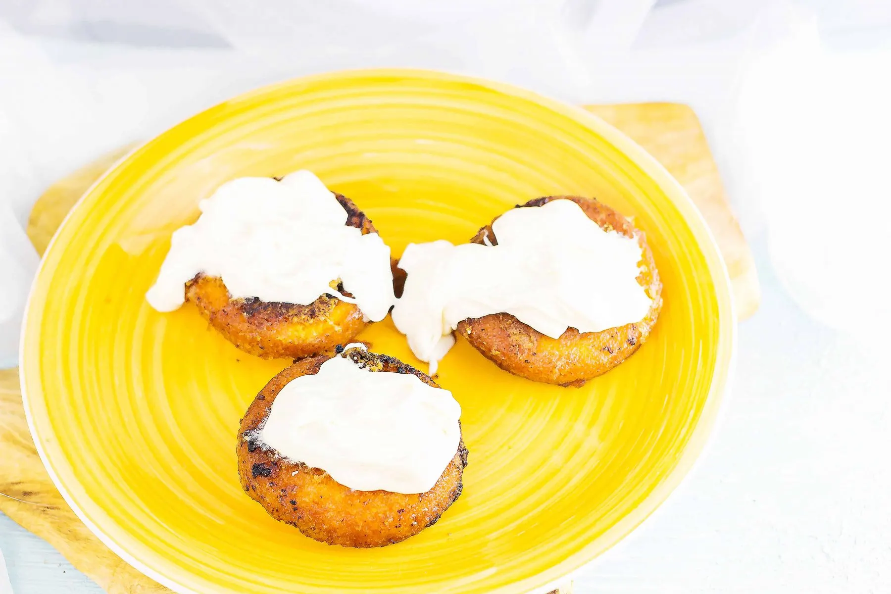 Pumpkin Donut French Toast is an easy and creative way to make French toast. If you love pumpkin and sweets, then this is the breakfast you will love to have on Sunday morning!