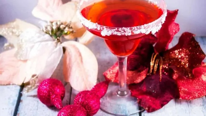 Holly Jolly Rita {Cherry Amaretto Christmas Margarita} HollyJollyRita