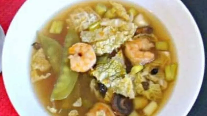 Crockpot Asian Shrimp Soup {Low Calorie Crockpot Recipe} Asian Shrimp soup