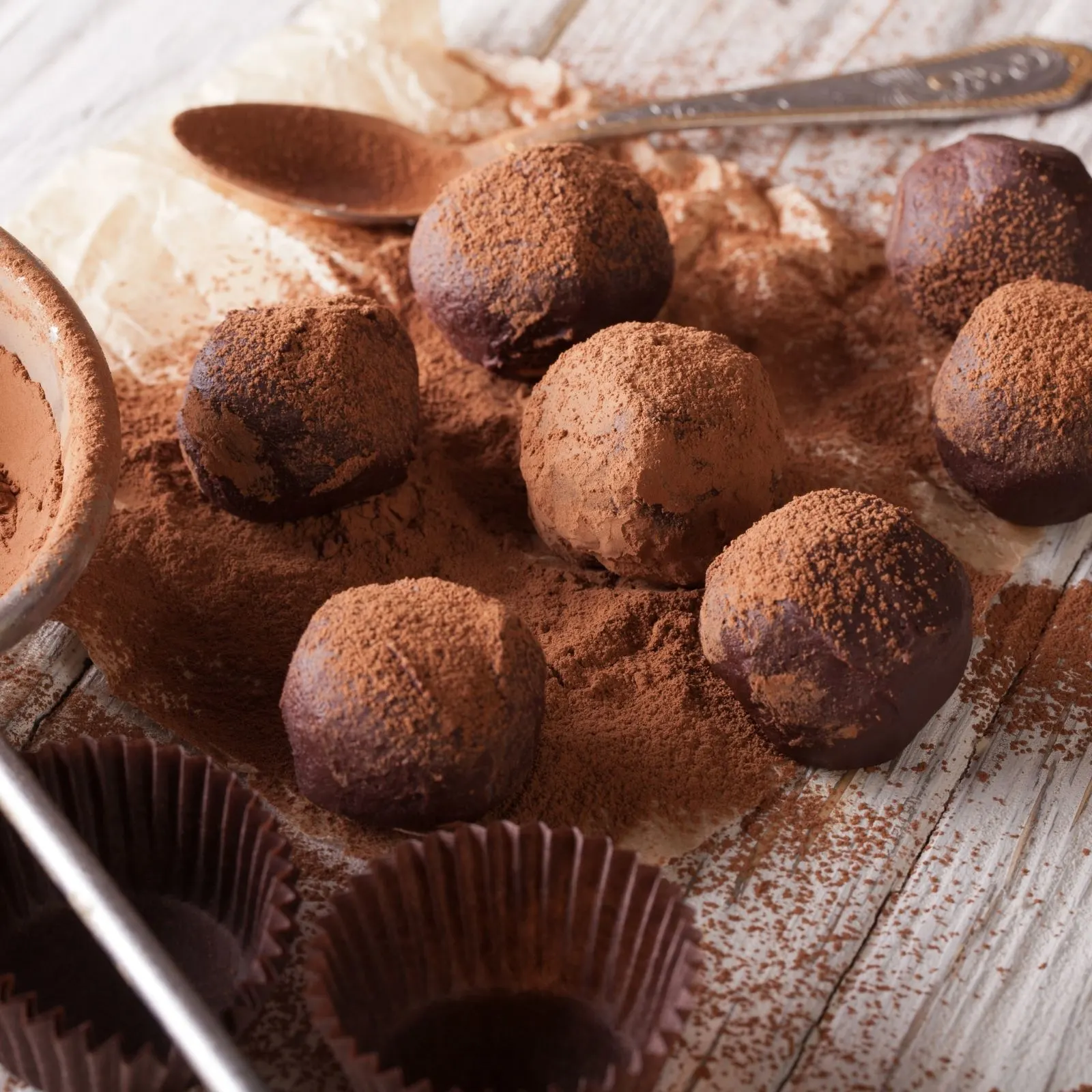 Easy Cake Truffles {Flavored Creamer Cake Balls}