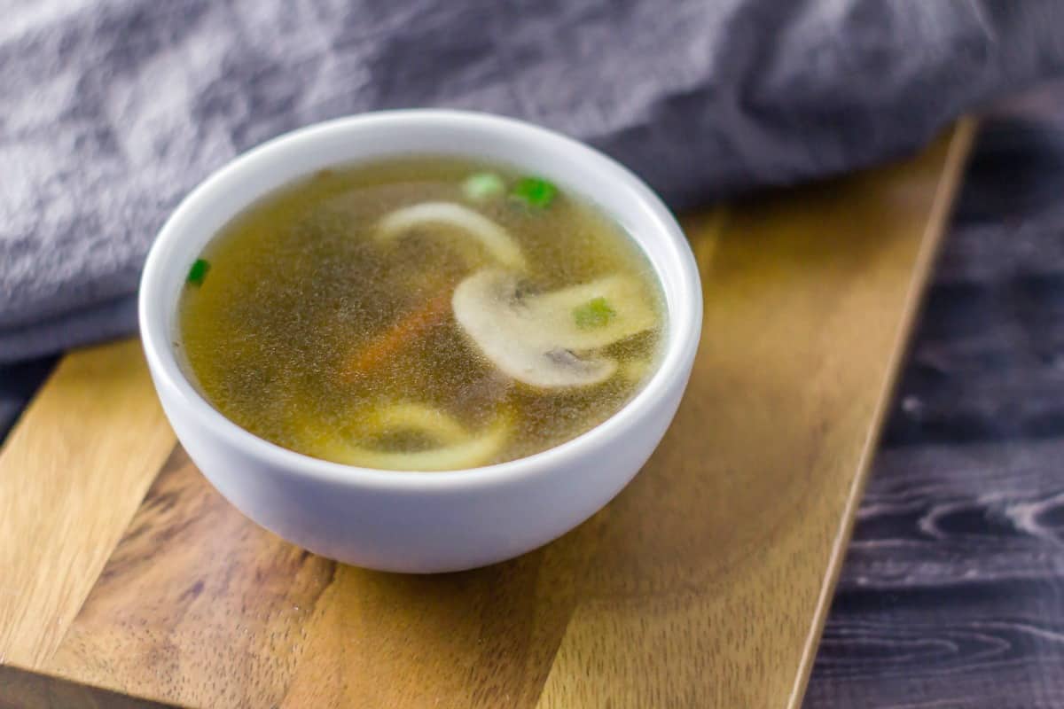 Japanese Onion Mushroom Udon Soup is a wonderful Oriental flavored simple soup that you can make within 15 minutes. This soup will warm you up on the chilliest of nights.