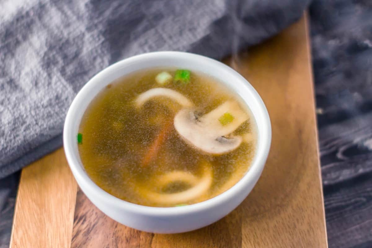 Japanese Onion Mushroom Udon Soup is a wonderful Oriental flavored simple soup that you can make within 15 minutes. This soup will warm you up on the chilliest of nights.