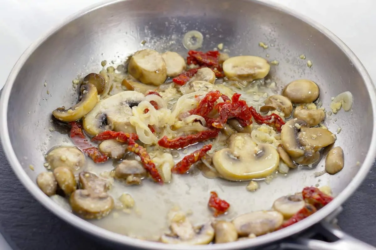 Gluten Free Sun Dried Tomatoes and Mushroom Pasta was challenged to me by Tresomega Nutrition to create a healthy recipe.