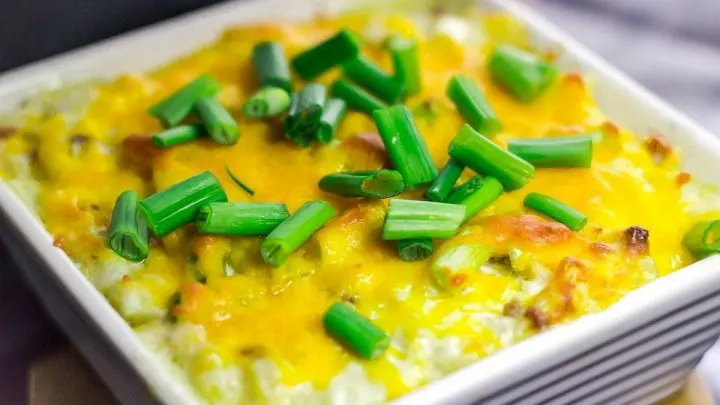 Loaded Mashed Cauliflower Casserole {Keto Mashed Potatoes} LoadedMashedCauliflowerCasserole