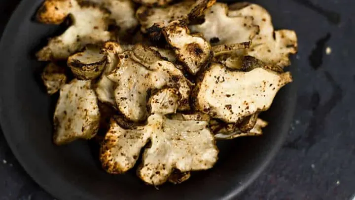 Baked Rosemary And Olive Oil Sunchoke Chips {Nutty Flavored Chips} BakedRosemaryAndOliveOilSunchokeChipsSeductionInTheKitchen