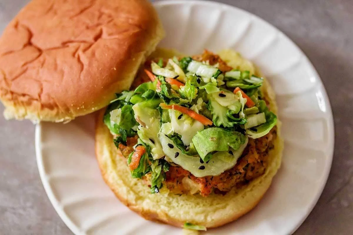 Mexican Salmon Burger With Slaw 2