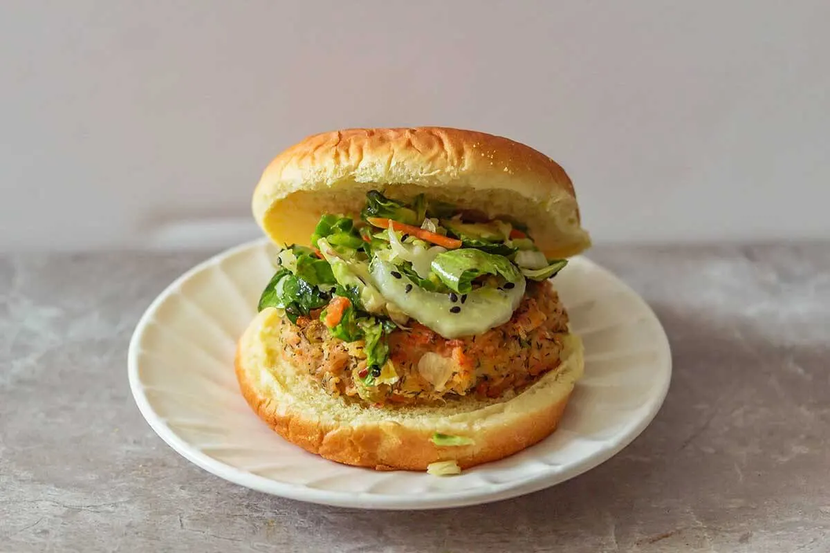 Mexican Salmon Burger With Slaw 3