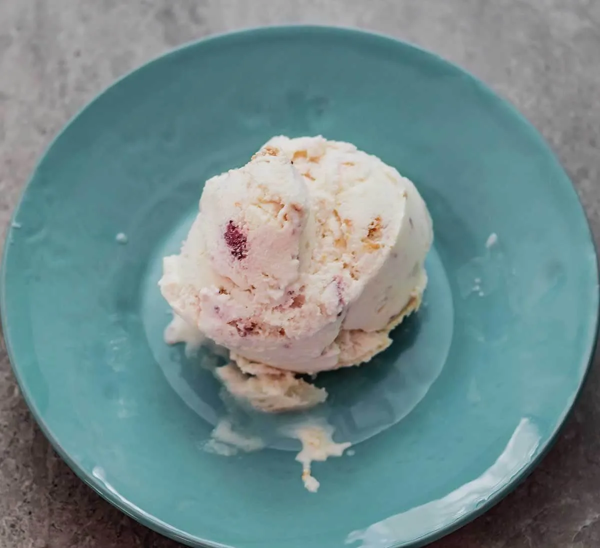 No Churn Raspberr Moscato Wine Ice Cream 2