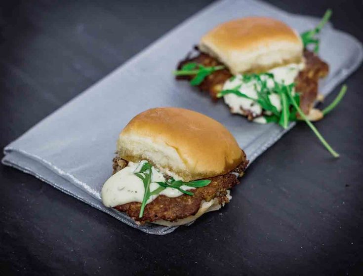 Crab Cake Sliders {Easy Crab Cake Sauce Lemon Dill Aioli}