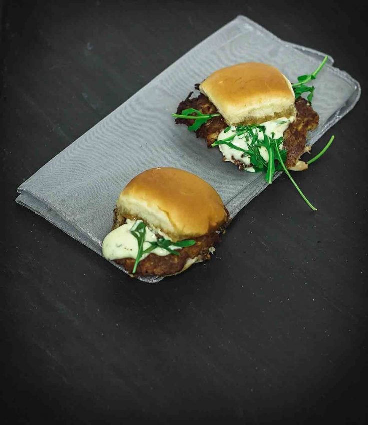 Crab Cake Sliders {Easy Crab Cake Sauce Lemon Dill Aioli}