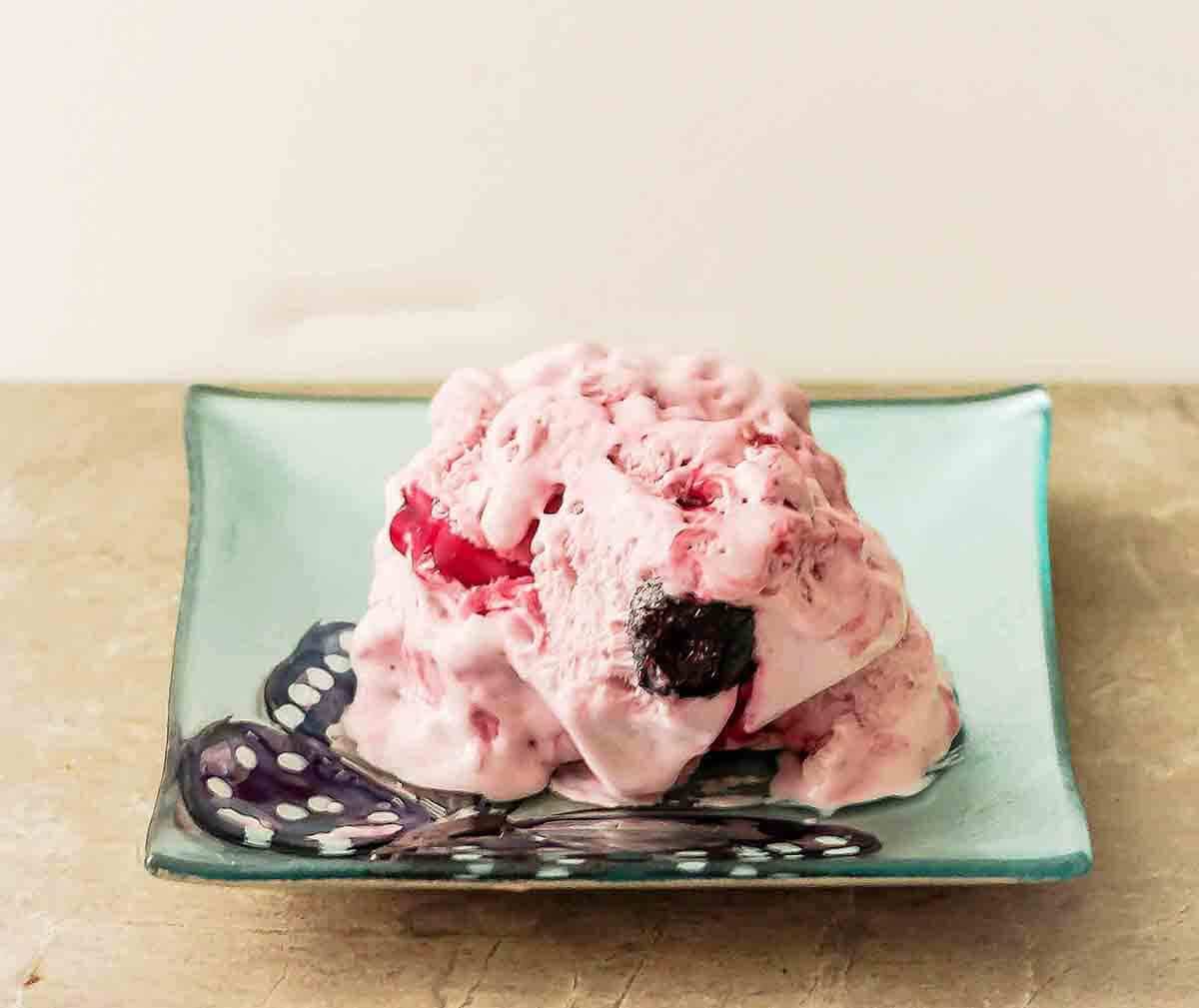 ? No Churn Bing Cherry Gelato {Easy Homemade Ice Cream Recipe}