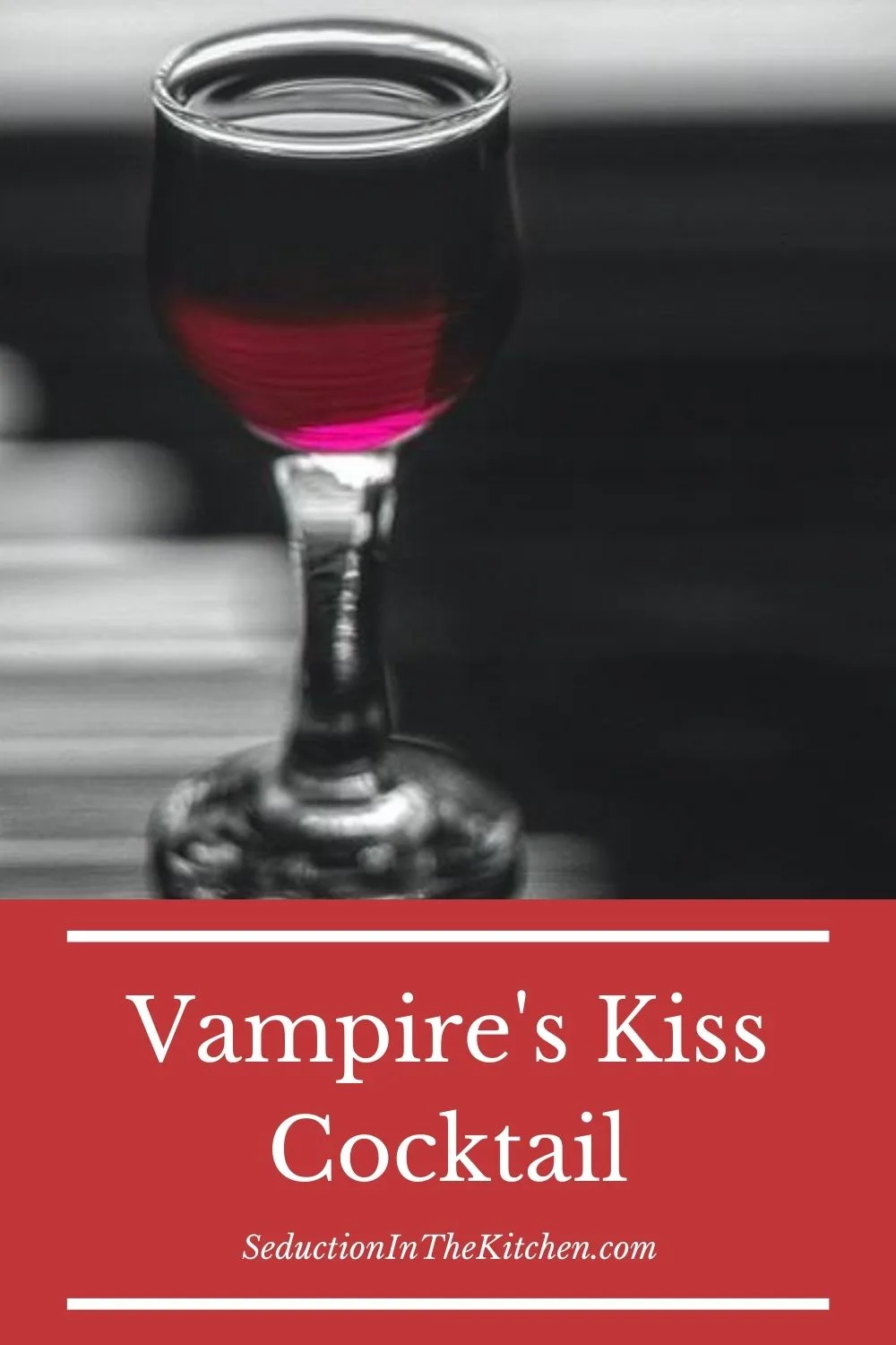 Vampire's Kiss Cocktail {Easy Red Wine Cocktail}