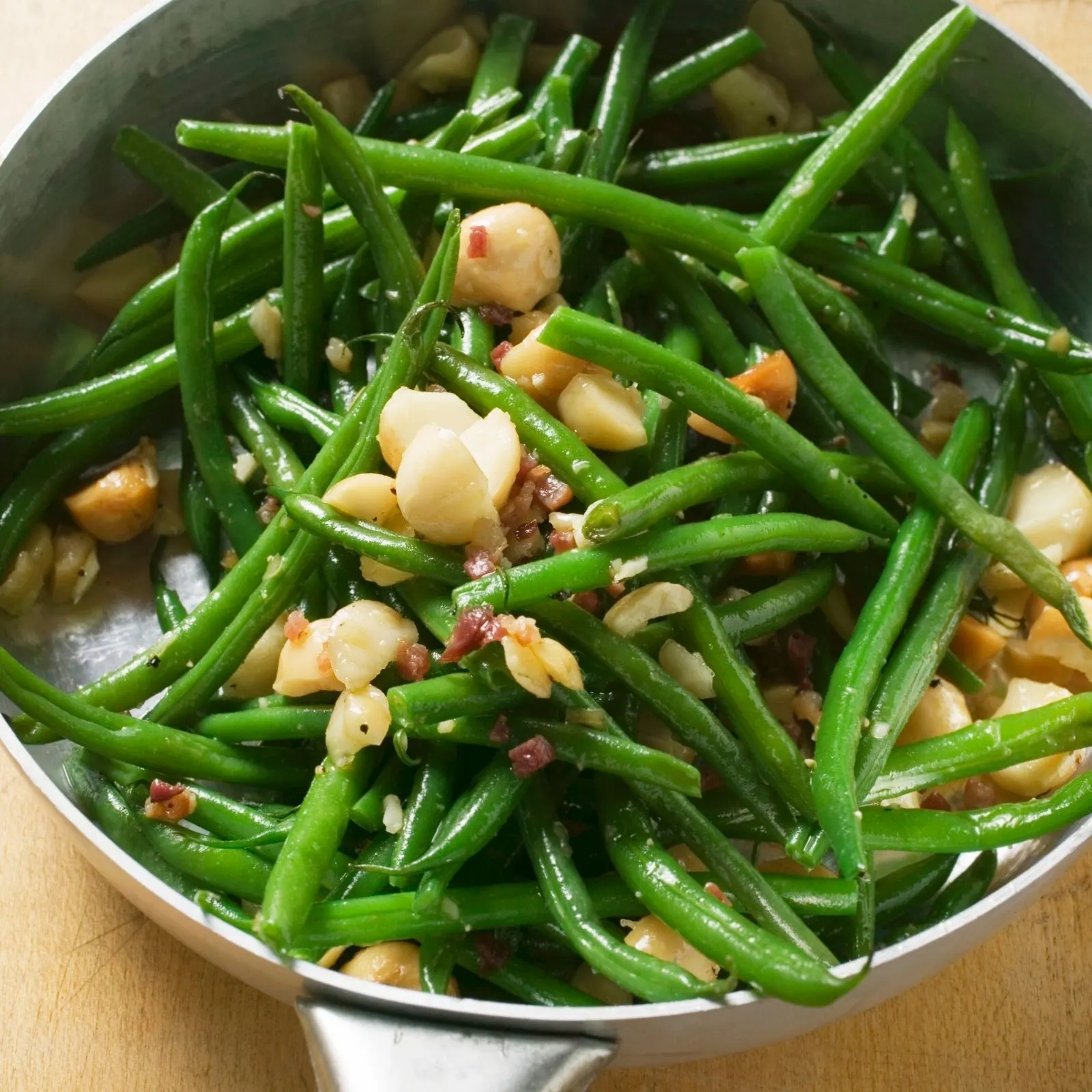 Bavarian Green Beans {In A Easy Buttery Sauce}