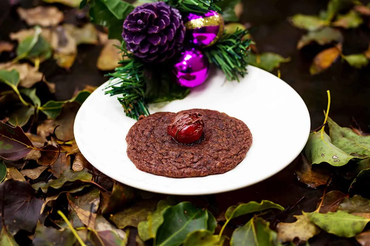 Chocolate-Covered-Cherry-Cookies