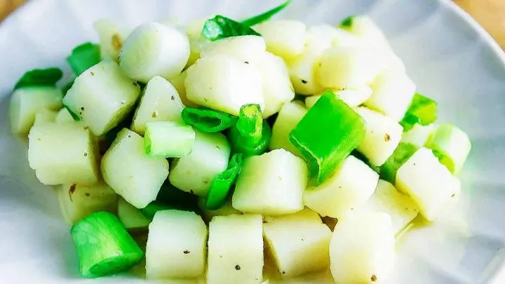 French Herbed Potato Salad {Vinegar Potato Salad} French Herbed Potato Salad