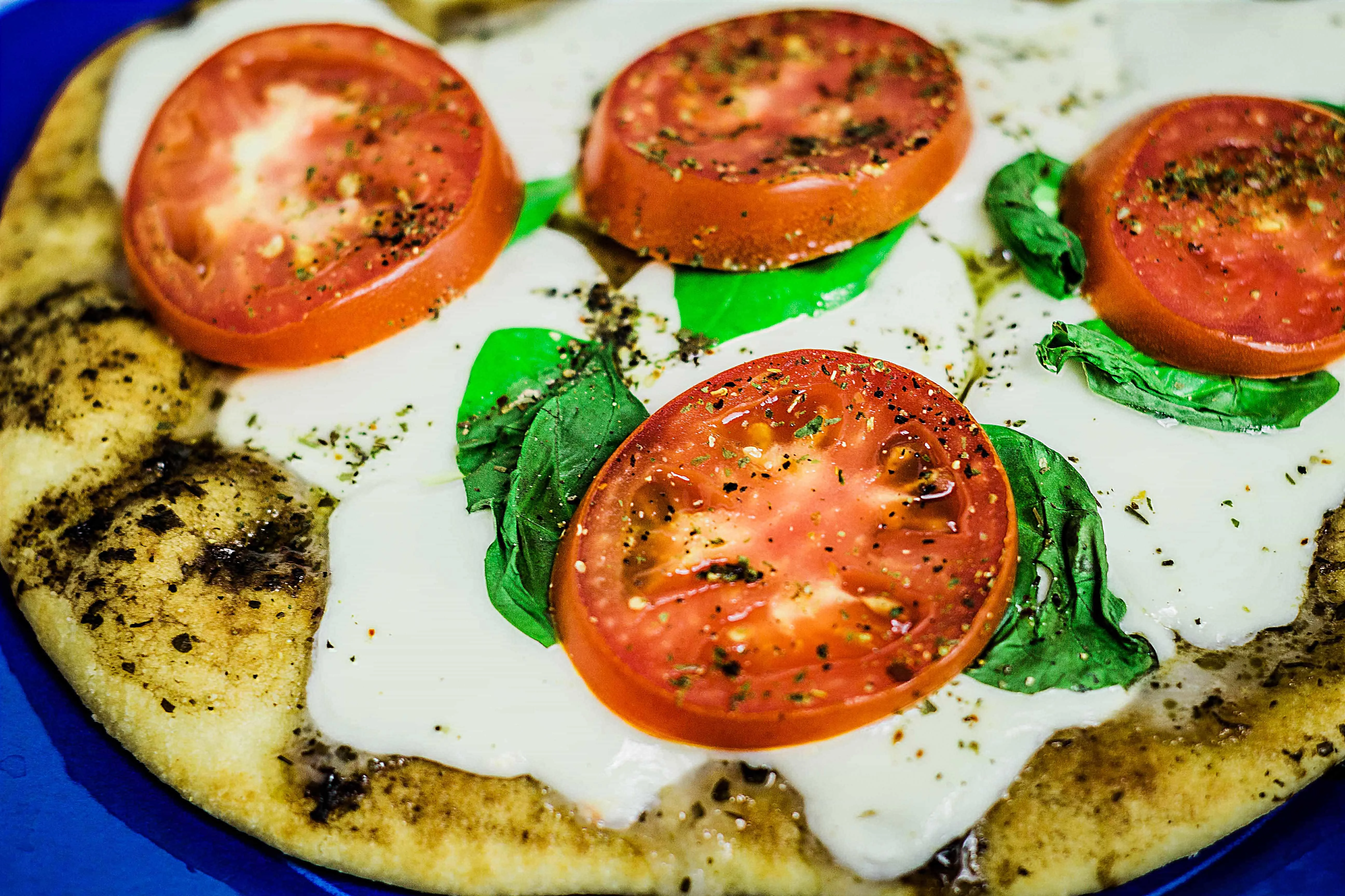 Caprese Grilled Pizza