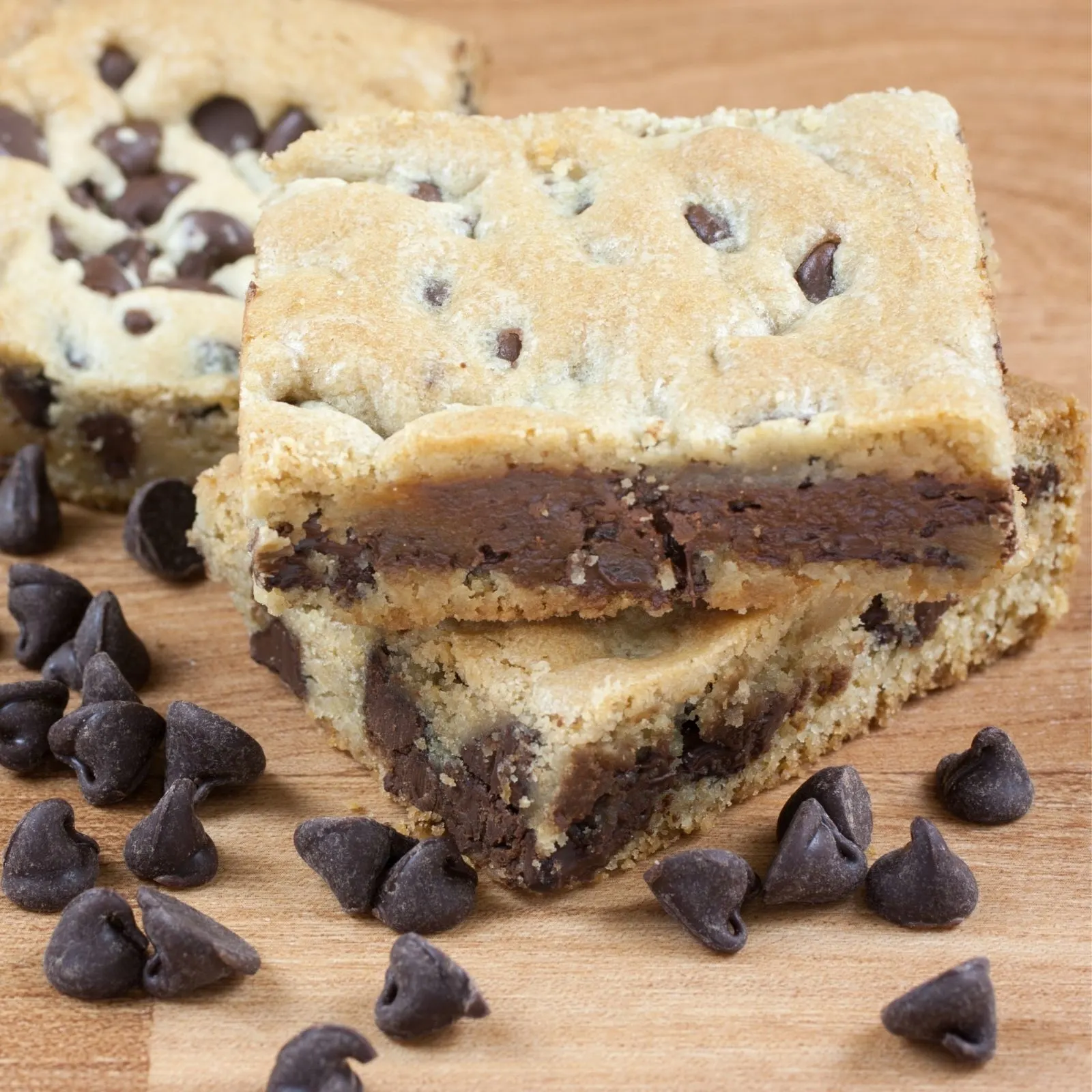 Peanut Butter Chocolate Chip Shortbread Bars {Easy Shortbread Pastry}