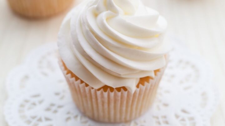 Root Beer Float Cupcakes