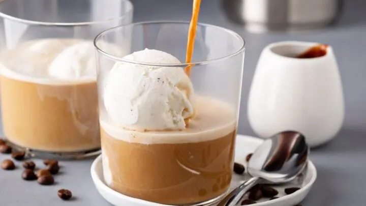 Affogato al Caffè {Easy Italian Coffee Affogato Recipe}