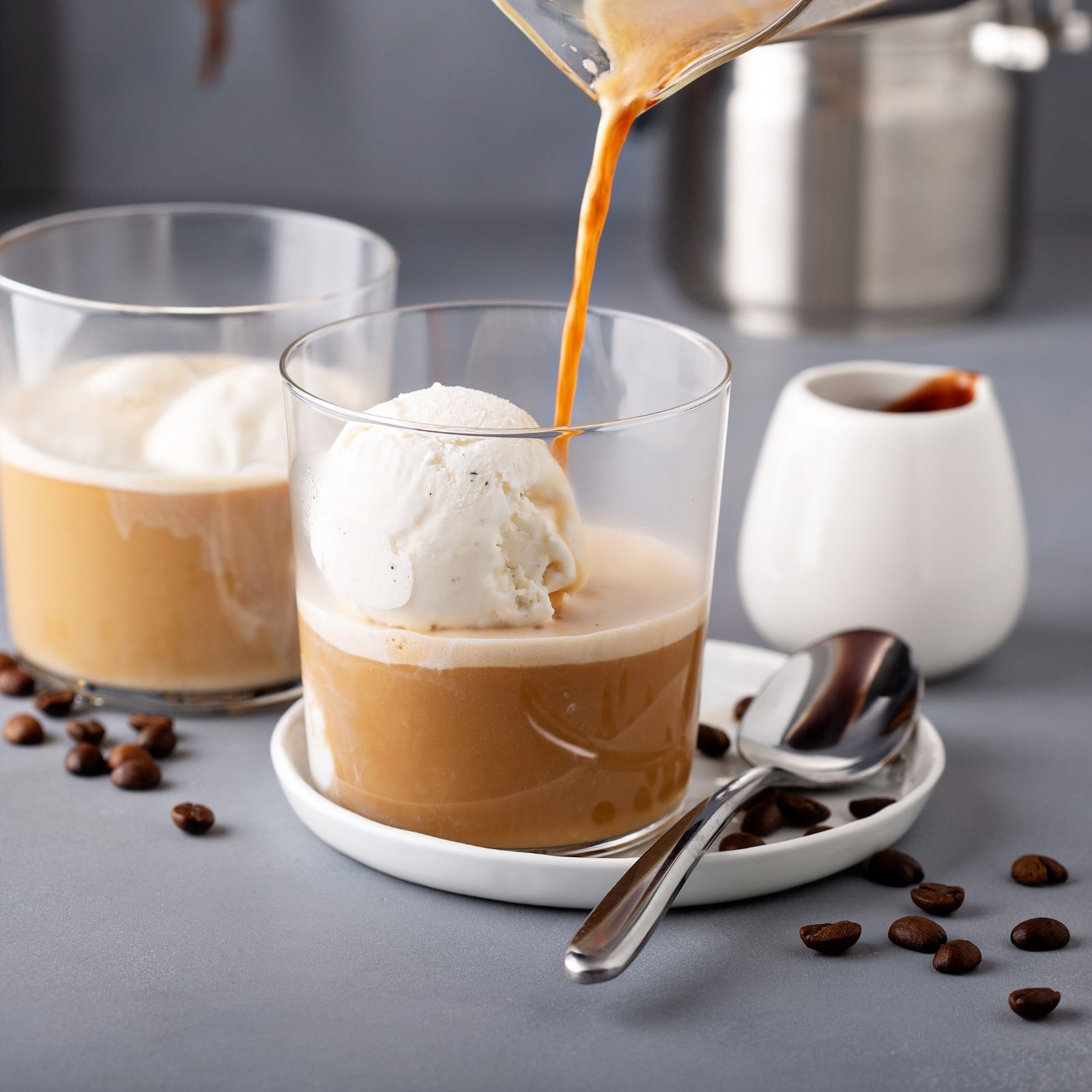 Affogato al Caffè {Easy Italian Coffee Affogato Recipe}