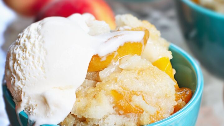 Moscato Peach Cobbler