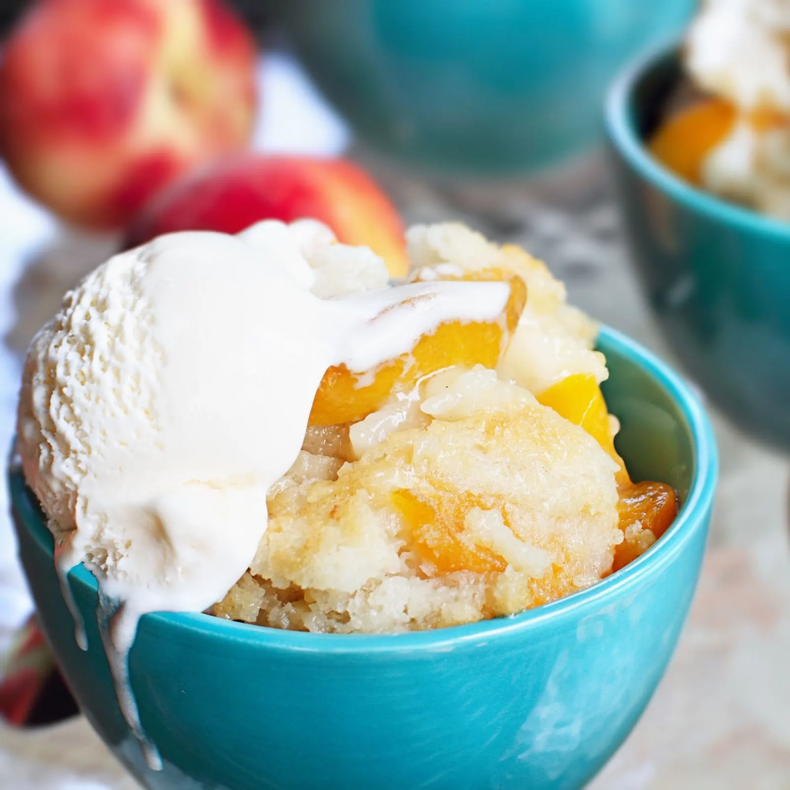 {Moscato} Peach Cobbler