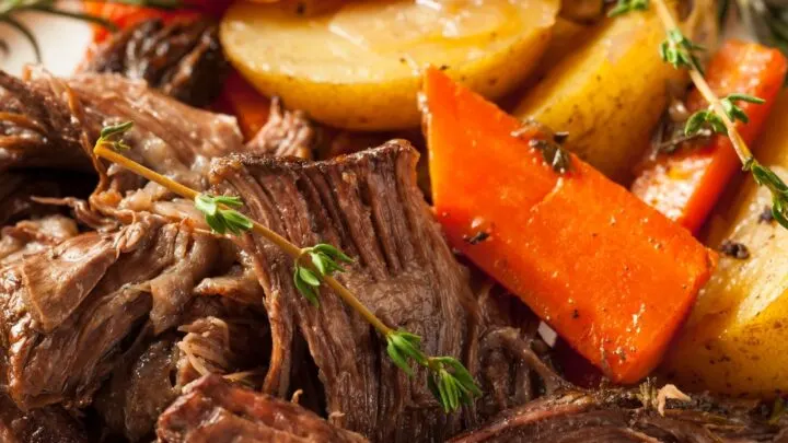 Slow Cooker Cajun Pot Roast {Easy Pot Roast Recipe} Slow Cooker Cajun Pot Roast