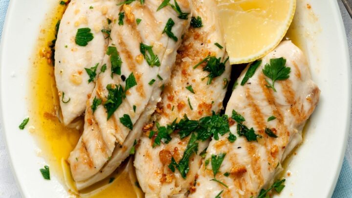 Lemon Garlic Chicken {Easy Grilled Breast Chicken Recipe}